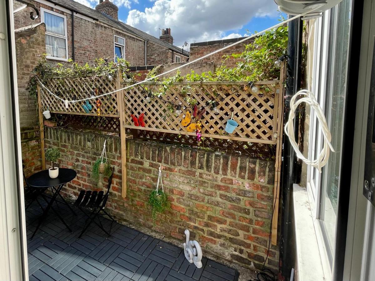Villa Within The Walls York Exterior foto